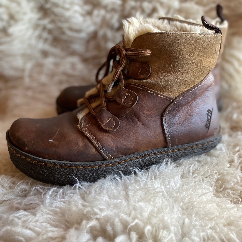 EARTH Kalso boots 6.5 brown insulated women’s